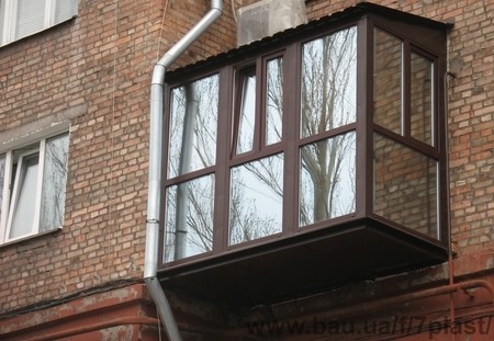 Остекление и отделка балконов и лоджий под ключ, французские балконы