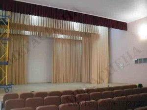 Одяг для сцени глядацьких залів. &mdash; Фабрика театрального реквізиту