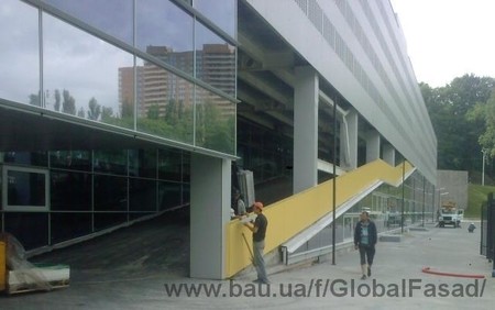 НСК Олимпийский, гостевая зона