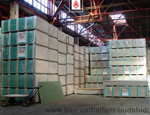 Магазин-склад в Києві &mdash; Атлант Буд Схiд