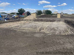 Заливка стрічкового фундаменту з підвалом — БК Марвік Заливка стрічкового фундаменту з підвалом — БК Марвік