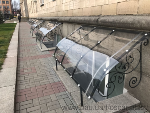 Захисний екран приямку із монолітного полікарбонату Borrex 3мм прозорий &mdash; Оскар Груп