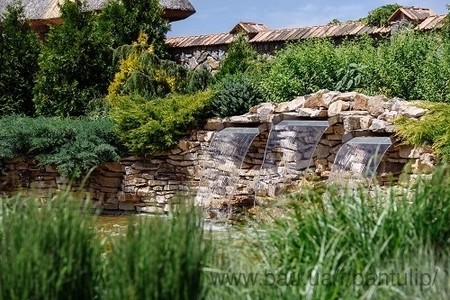 Искуственные водойомы, фонтаны, каскады