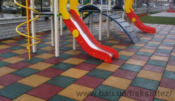 Гумова плитка (гумове покриття) для дитячих і спортивних майданчиків