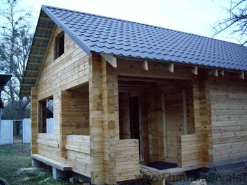 дерев'яний будинок з профілованого брусу