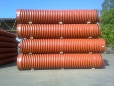 Труби гофровані для зовнішньої каналізації.