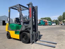 Навантажувач Komatsu з напрацюванням 1422 мотогодин