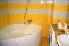 Ремонт квартир Київ Плиточник