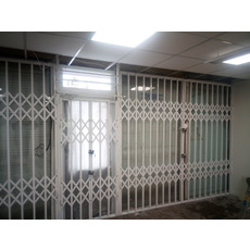 Розсувні решітки на вікна та двері