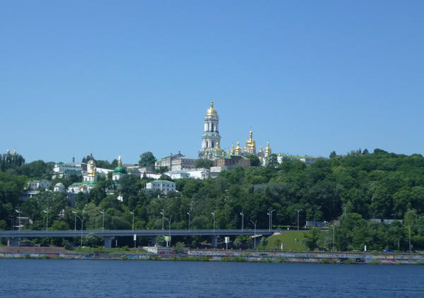 Іноземних інвесторів цікавить нерухомість і туристична сфера Києва