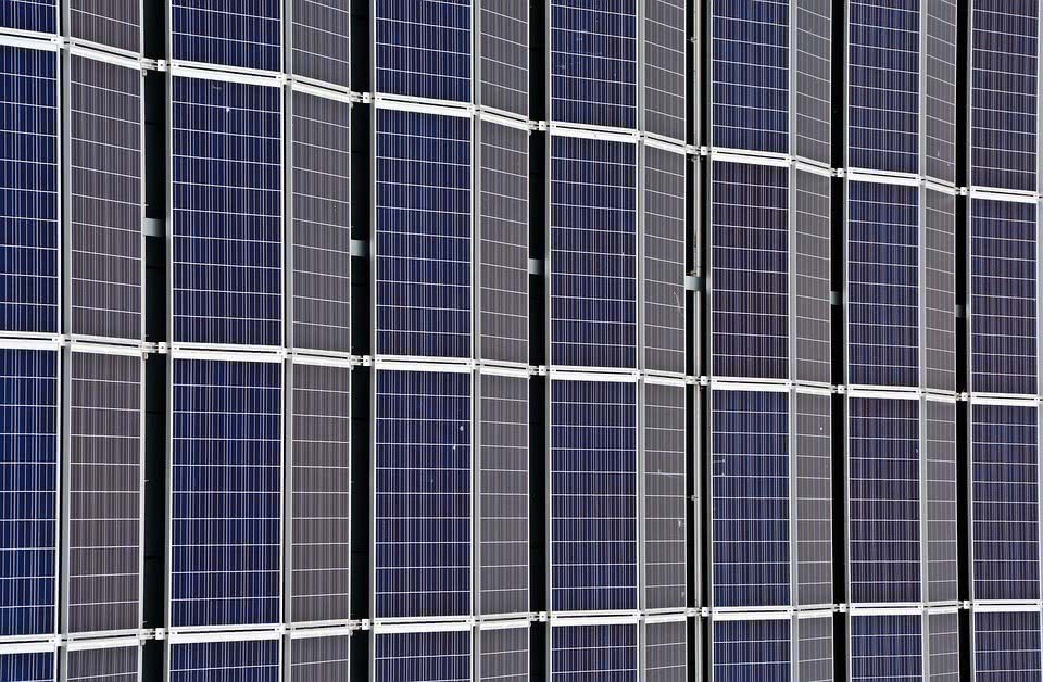 В Україні відкрили завод з виробництва сонячних панелей потужністю 200 МВт на рік