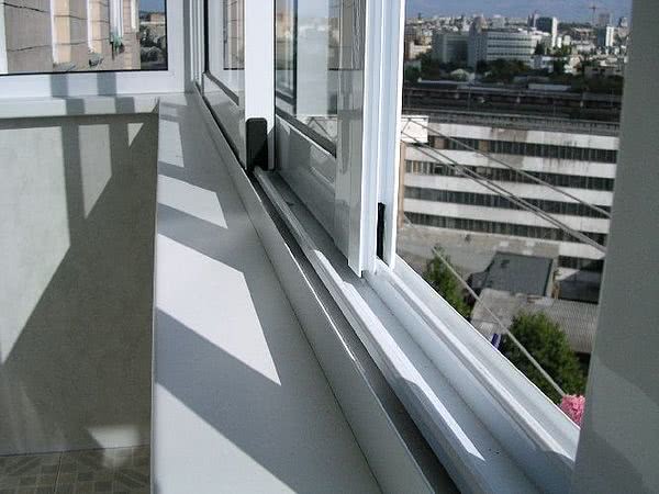 Алюмінієвий розсувний балкон за 177 eur!