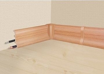 Нова палітра кольорів жорсткого плінтусу