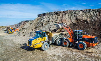 ОРЕНДА дорожньої і гоно-будівельної техніки Hitachi (Японія)