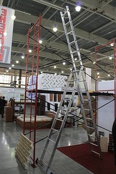 Лестницы алюминиевые Лестницы алюминиевые