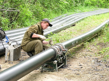 Строительство трубопроводов из полиэтиленовых труб: водопровода