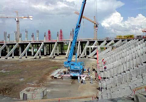 На будівництві стадіону у Львові завершено бетонування ригелів південної трибуни