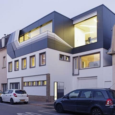 Завершено проект офісу на даху в Люксембурзі