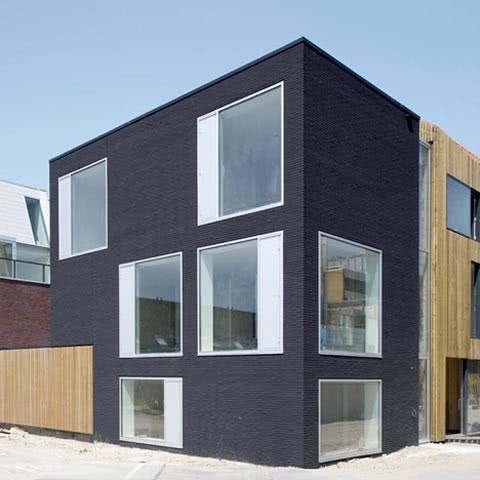 Промислова зона в Нідерландах продовжує забудовуватися будинками серії VK