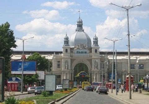 Привокзальну площу Львова починають модернізувати