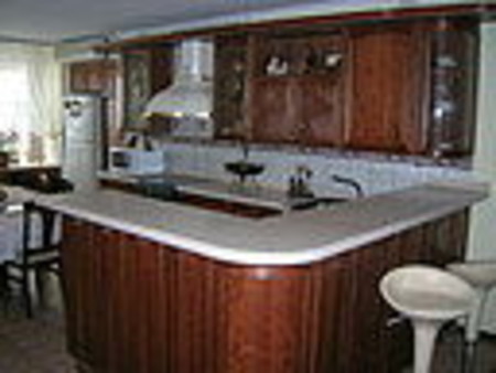 Столешница из исксственного камня