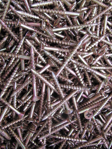 Цинковое покрытие с радужными переливами цвета