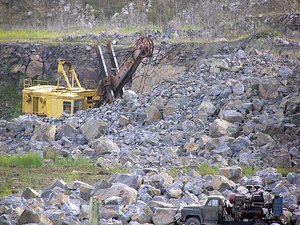 Щебеночный карьер.забой &mdash; Торезский карьер