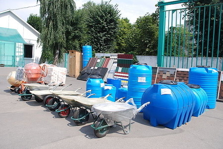 Площа з товаром