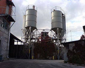 "Завод "Универсал" — Завод "Универсал" "Завод "Универсал" — Завод "Универсал"