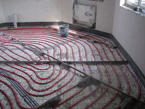 Монтаж теплого пола REHAU &mdash; БМУ77