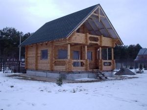 Строительство деревянных домов из оцилиндрованного бревна собственного производства разного диаметра. — Баранівський ДОК БВК Строительство деревянных домов из оцилиндрованного бревна собственного производства разного диаметра. — Баранівський ДОК БВК