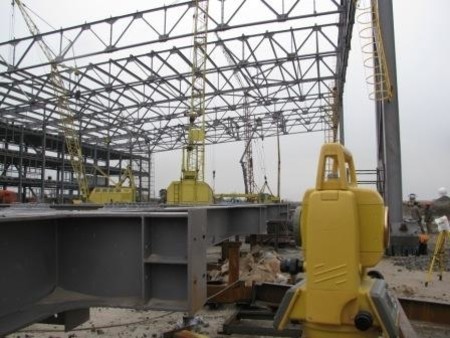 монтаж колонн, ферм