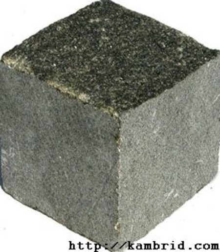 Брусчатка пилено-колотая