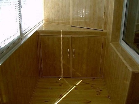 Балкон внутри