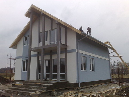 Наружная отделка канадского дома, штукатурка декоративная