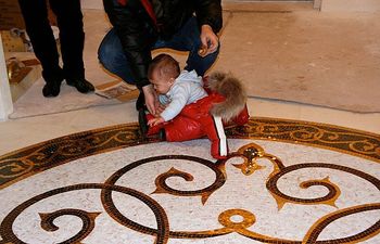 Золотая розетка на пол — Мозаїка Центр Золотая розетка на пол — Мозаїка Центр