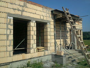 Кладка керамоблока &mdash; Прогресстермобуд