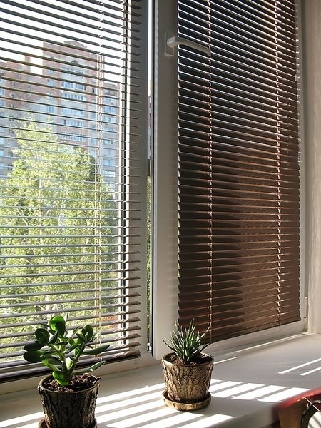 горизонтальные алюминиевые жалюзи