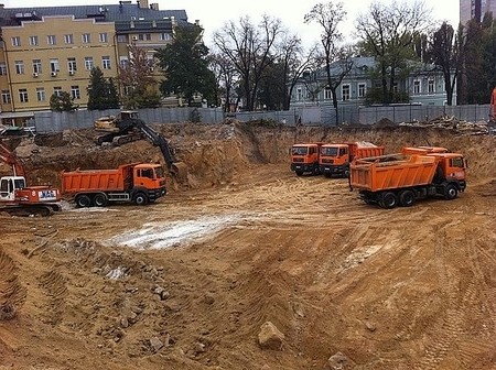 Разработка котлованов, земляные работы, услуги,аренда спецтехники